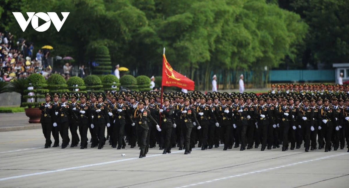 Impressive images from grand parade 10 years ago at Ba Dinh Square